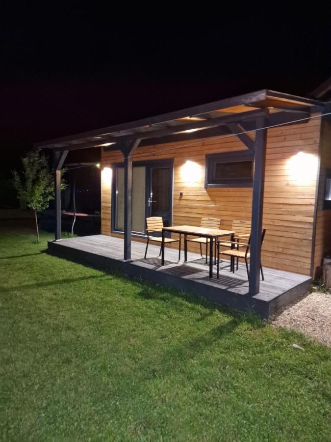 Casa Sincu Bed & Breakfast Cristian  Exterior photo