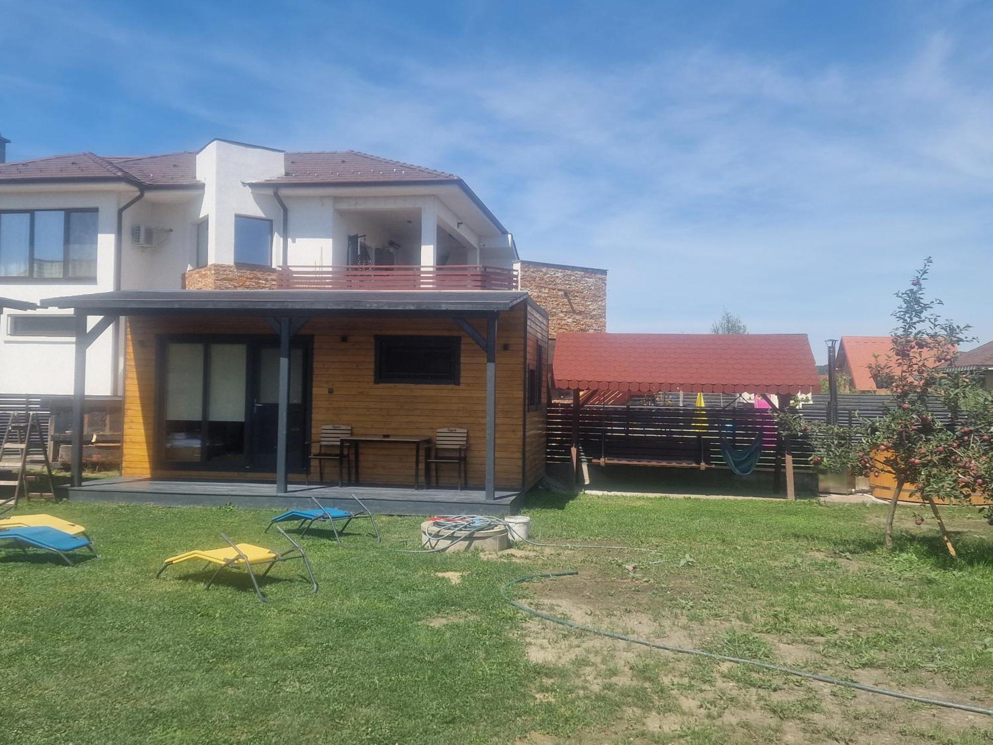 Casa Sincu Bed & Breakfast Cristian  Exterior photo